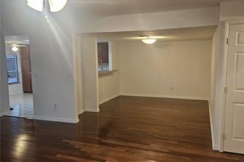 Copropriété à louer à Tampa, Floride: 3 chambres, 163.23 m2 № 2112343 - photo 3