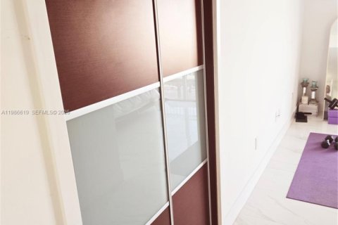 Купить кондоминиум в Майами, Флорида 2 спальни, 95.69м2, № 2048886 - фото 20