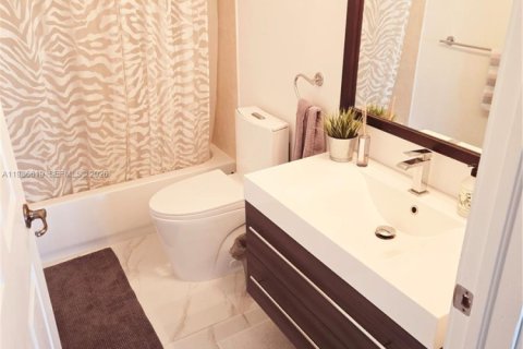 Купить кондоминиум в Майами, Флорида 2 спальни, 95.69м2, № 2048886 - фото 9
