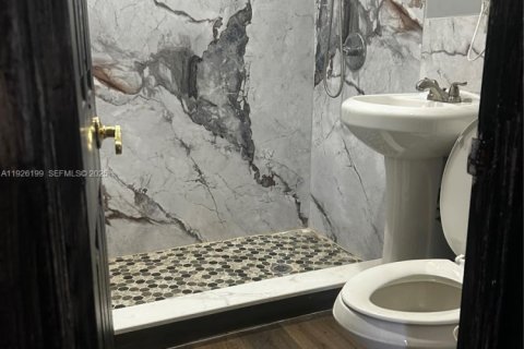 Villa ou maison à louer à West Park, Floride: 2 chambres, 84.54 m2 № 1987254 - photo 5