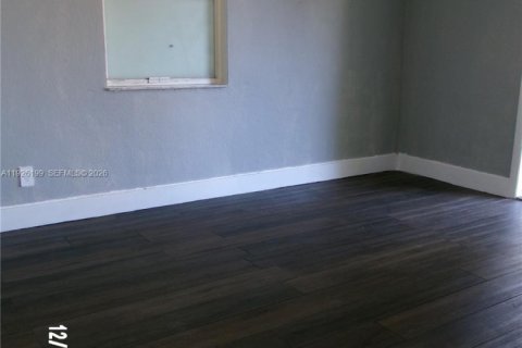 House in West Park, Florida 2 bedrooms, 84.54 sq.m. № 1987254 - photo 17