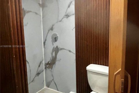 Villa ou maison à louer à West Park, Floride: 2 chambres, 84.54 m2 № 1987254 - photo 3