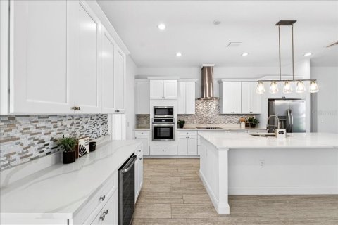 Villa ou maison à louer à Lake Alfred, Floride: 3 chambres, 268.86 m2 № 2388191 - photo 17