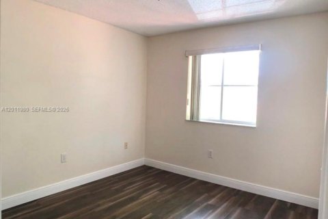 Villa ou maison à louer à Miami, Floride: 3 chambres, 141.95 m2 № 2074987 - photo 22