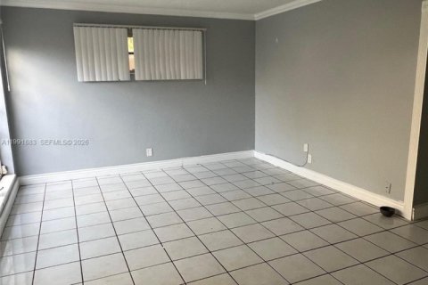 Casa en alquiler en Hollywood, Florida, 3 dormitorios, 95.32 m2 № 2056630 - foto 9