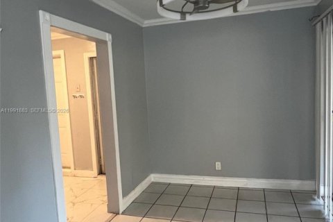 Casa en alquiler en Hollywood, Florida, 3 dormitorios, 95.32 m2 № 2056630 - foto 10