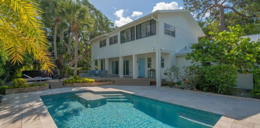 Villa ou maison à Nokomis, Floride 5 chambres, 243.03 m2 № 1675101