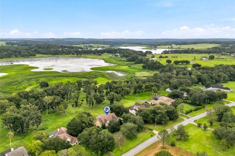 Villa ou maison à Dade City, Floride 4 chambres, 272.85 m2 № 2353256