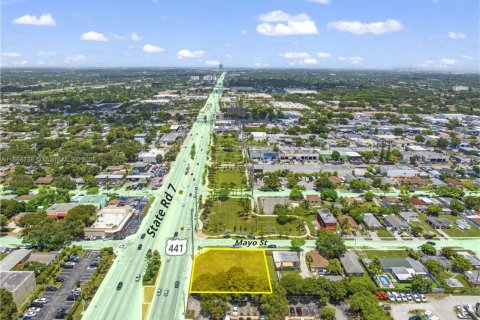 Immobilier commercial à vendre à Hollywood, Floride № 1979295 - photo 4