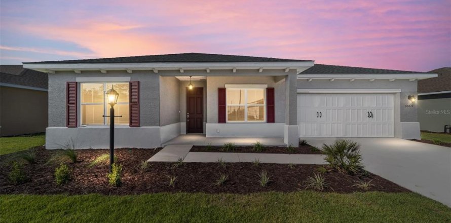 House in Ocala, Florida 2 bedrooms, 187.57 sq.m. № 2214780