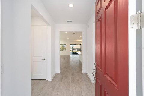 House in Ocala, Florida 2 bedrooms, 187.57 sq.m. № 2214780 - photo 8