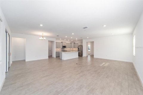 House in Ocala, Florida 2 bedrooms, 187.57 sq.m. № 2214780 - photo 12