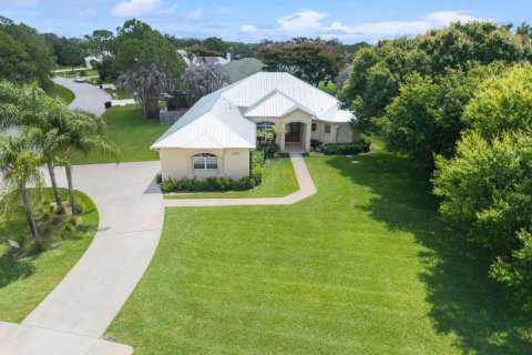 Villa ou maison à Palm City, Floride 4 chambres, 254.27 m2 № 2087459