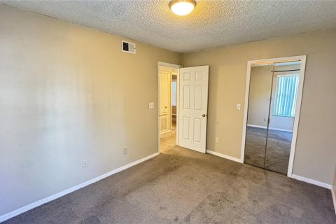 Copropriété à louer à Kissimmee, Floride: 3 chambres, 120.87 m2 № 2419297 - photo 16