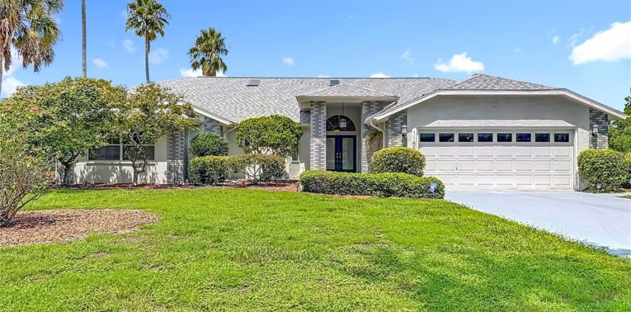 Villa ou maison à Weeki Wachee, Floride 3 chambres, 273.88 m2 № 1905813