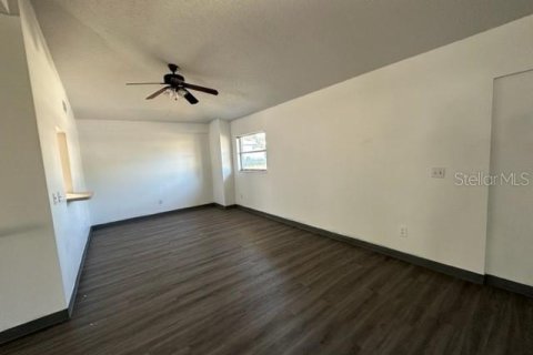 Casa en venta en Homosassa, Florida, 4 dormitorios, 199.55 m2 № 1515827 - foto 8