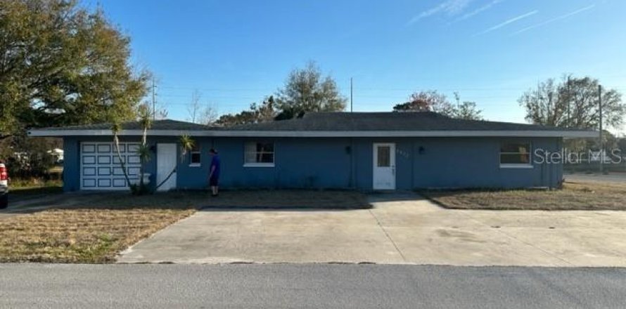 Casa en Homosassa, Florida 4 dormitorios, 199.55 m2 № 1515827