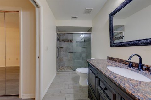 House in Clearwater, Florida 2 bedrooms, 143.72 sq.m. № 2222907 - photo 23