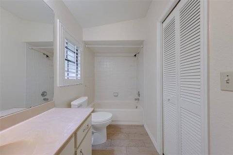 House in Clearwater, Florida 2 bedrooms, 143.72 sq.m. № 2222907 - photo 30