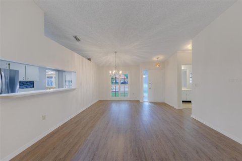 House in Clearwater, Florida 2 bedrooms, 143.72 sq.m. № 2222907 - photo 6