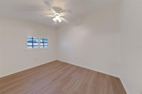 House in Clearwater, Florida 2 bedrooms, 143.72 sq.m. № 2222907 - photo 28