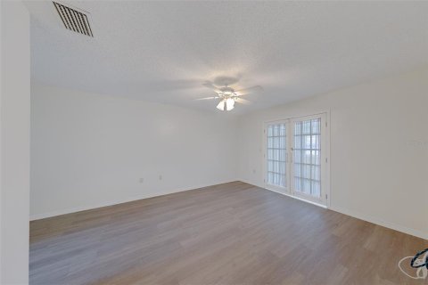 House in Clearwater, Florida 2 bedrooms, 143.72 sq.m. № 2222907 - photo 20