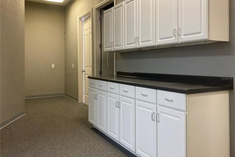 Propiedad comercial en alquiler en Port Charlotte, Florida № 790925 - foto 27