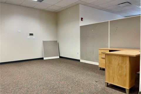 Propiedad comercial en alquiler en Port Charlotte, Florida № 790925 - foto 10
