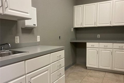 Propiedad comercial en alquiler en Port Charlotte, Florida № 790925 - foto 22