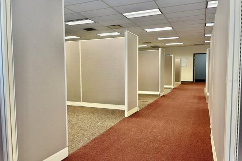 Propiedad comercial en alquiler en Port Charlotte, Florida № 790925 - foto 7