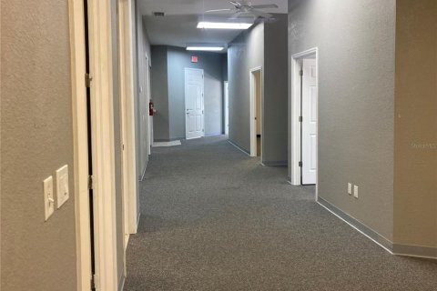Propiedad comercial en alquiler en Port Charlotte, Florida № 790925 - foto 24