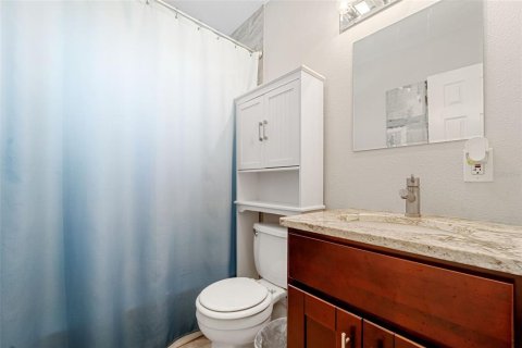 House in Saint Petersburg, Florida 3 bedrooms, 120.03 sq.m. № 1870287 - photo 22
