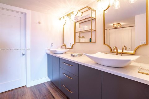 Copropriété à louer à Key Biscayne, Floride: 2 chambres, 117.06 m2 № 1790629 - photo 21