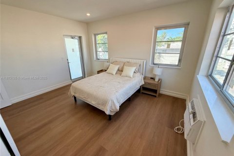 Apartment in Miami Beach, Florida 3 bedrooms, 111.95 sq.m. № 1926534 - photo 22