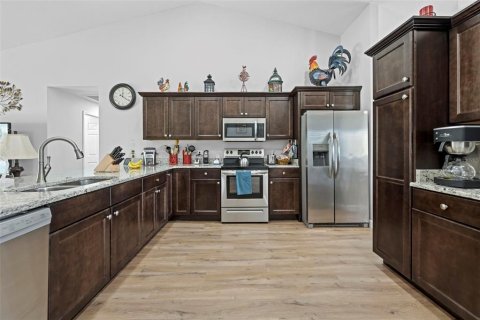 Casa en venta en Weeki Wachee, Florida, 3 dormitorios, 169.64 m2 № 1907992 - foto 21
