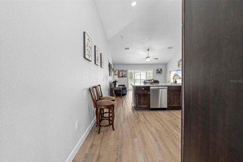 Casa en venta en Weeki Wachee, Florida, 3 dormitorios, 169.64 m2 № 1907992 - foto 18