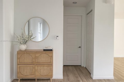 Купить виллу или дом в Майами, Флорида 3 спальни, 182.55м2, № 1955820 - фото 5