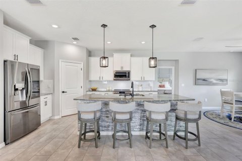 Villa ou maison à vendre à Lakewood Ranch, Floride: 4 chambres, 262.73 m2 № 2401003 - photo 10