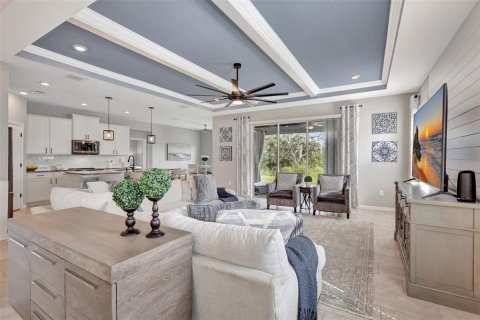 Villa ou maison à vendre à Lakewood Ranch, Floride: 4 chambres, 262.73 m2 № 2401003 - photo 6