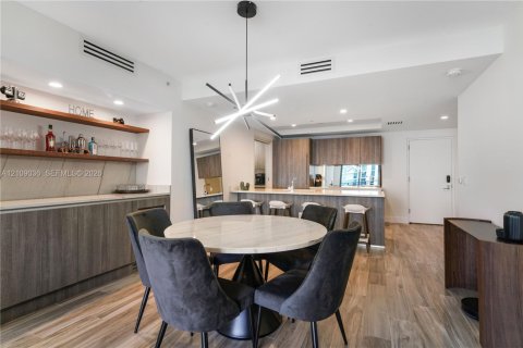 Condominio en venta en Miami, Florida, 2 dormitorios, 116.41 m2 № 2428248 - foto 15