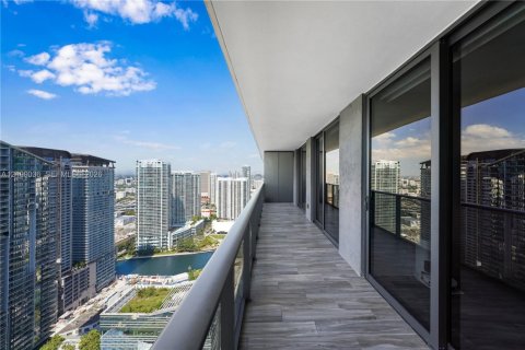 Condominio en venta en Miami, Florida, 2 dormitorios, 116.41 m2 № 2428248 - foto 4