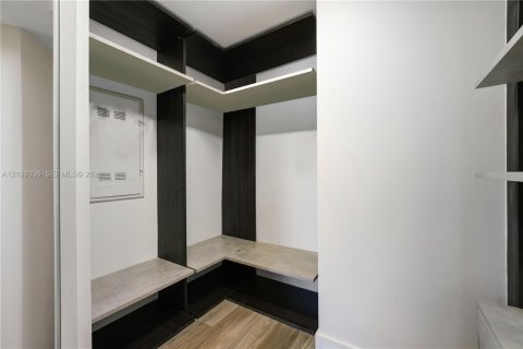 Condominio en venta en Miami, Florida, 2 dormitorios, 116.41 m2 № 2428248 - foto 29
