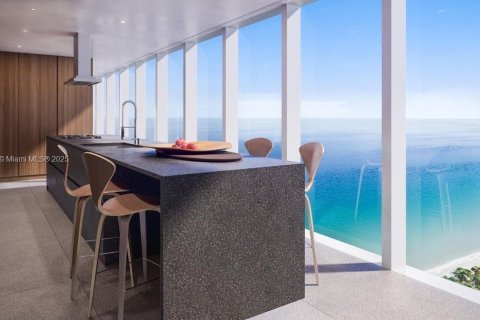 Condominio en venta en Hallandale Beach, Florida, 3 dormitorios, 270.62 m2 № 1768151 - foto 17