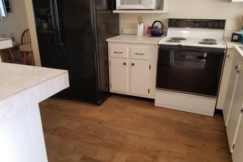 Copropriété à louer à Clearwater, Floride: 2 chambres, 101.64 m2 № 2108980 - photo 11