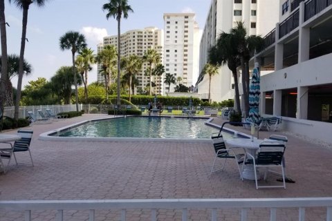 Copropriété à louer à Clearwater, Floride: 2 chambres, 101.64 m2 № 2108980 - photo 6
