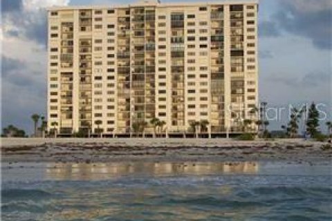 Copropriété à louer à Clearwater, Floride: 2 chambres, 101.64 m2 № 2108980 - photo 7