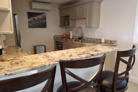 Copropriété à louer à Clearwater, Floride: 2 chambres, 101.64 m2 № 2108980 - photo 24