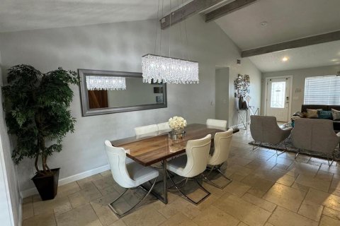 House in Orlando, Florida 3 bedrooms, 175.77 sq.m. № 1618717 - photo 16