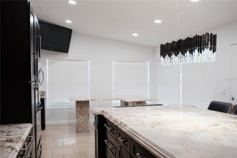 House in Orlando, Florida 3 bedrooms, 175.77 sq.m. № 1618717 - photo 5