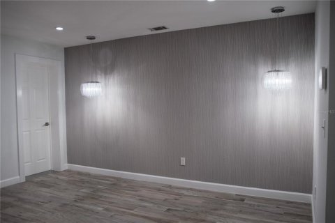 House in Orlando, Florida 3 bedrooms, 175.77 sq.m. № 1618717 - photo 19